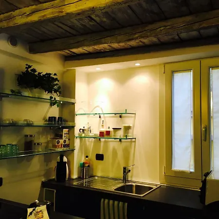 Mansarda In Centro Storico Apartmán Boloňa